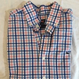 Men’s vineyard vines button down